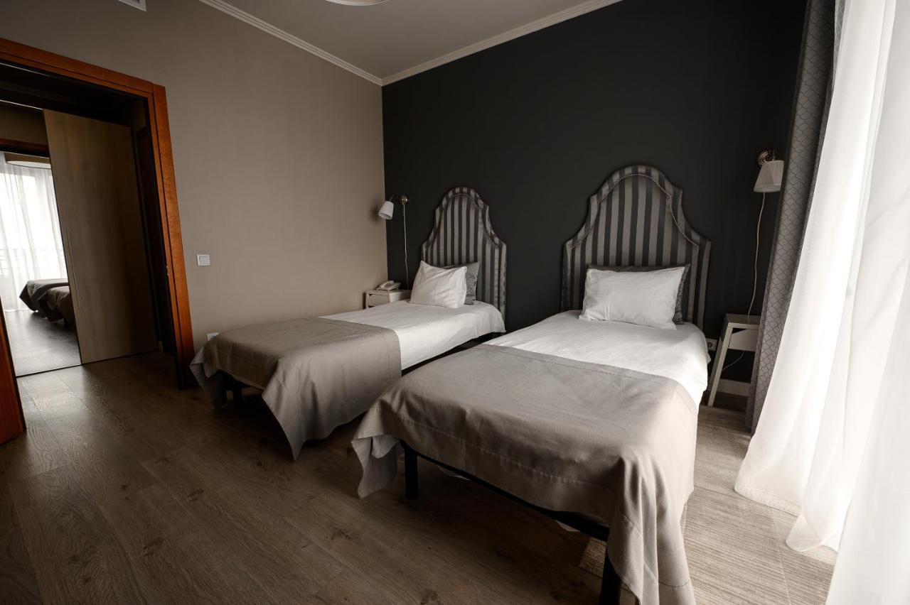 Rivoli Hotel Tsjernivtsi Eksteriør bilde