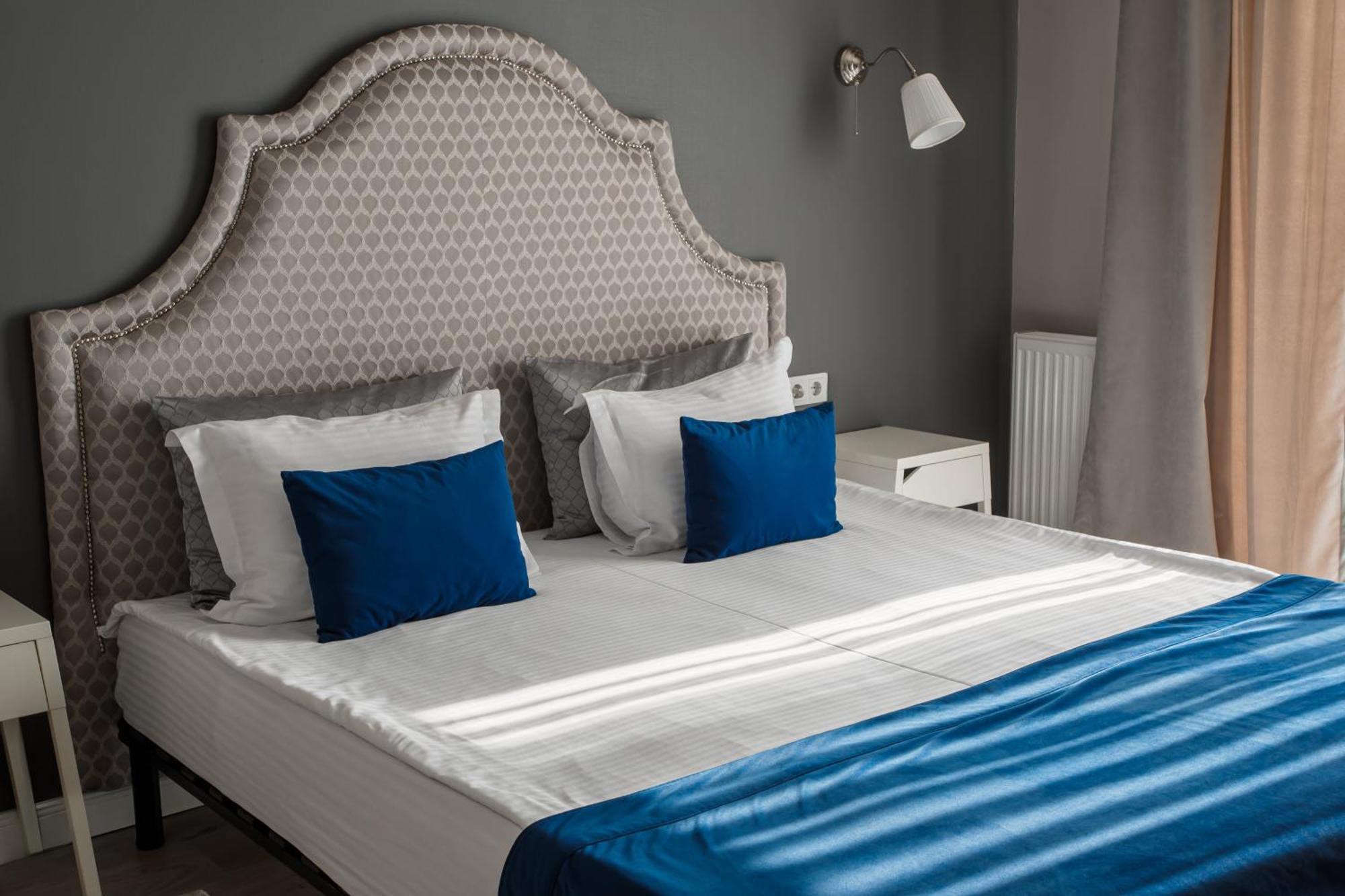 Rivoli Hotel Tsjernivtsi Eksteriør bilde